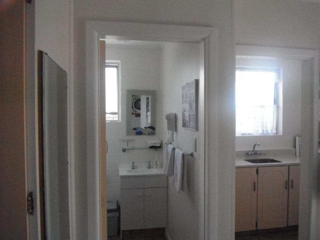 Avalon Motels Christchurch Extérieur photo